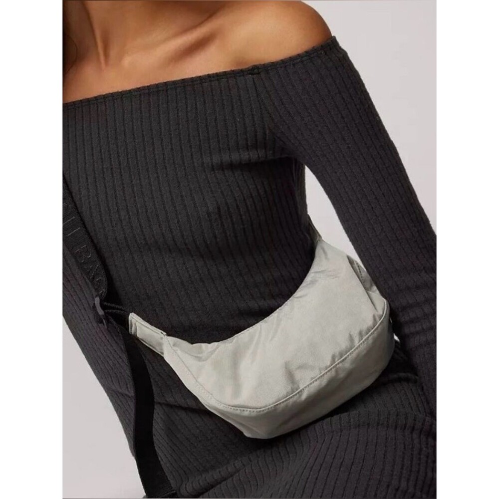 NWOT Baggu Grey Mini Crescent Recycled Nylon Crossbody Bag Streetwear Minimal